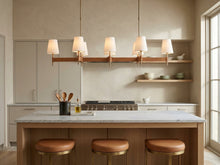 Signature Hastings Linear Chandelier