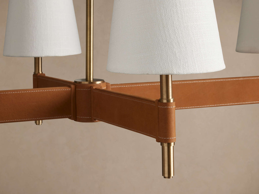 Signature Hastings Linear Chandelier