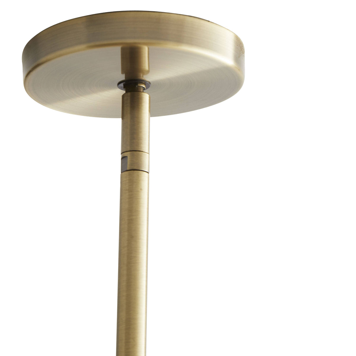 Sculptural Filamento Chandelier – Natural, Rattan