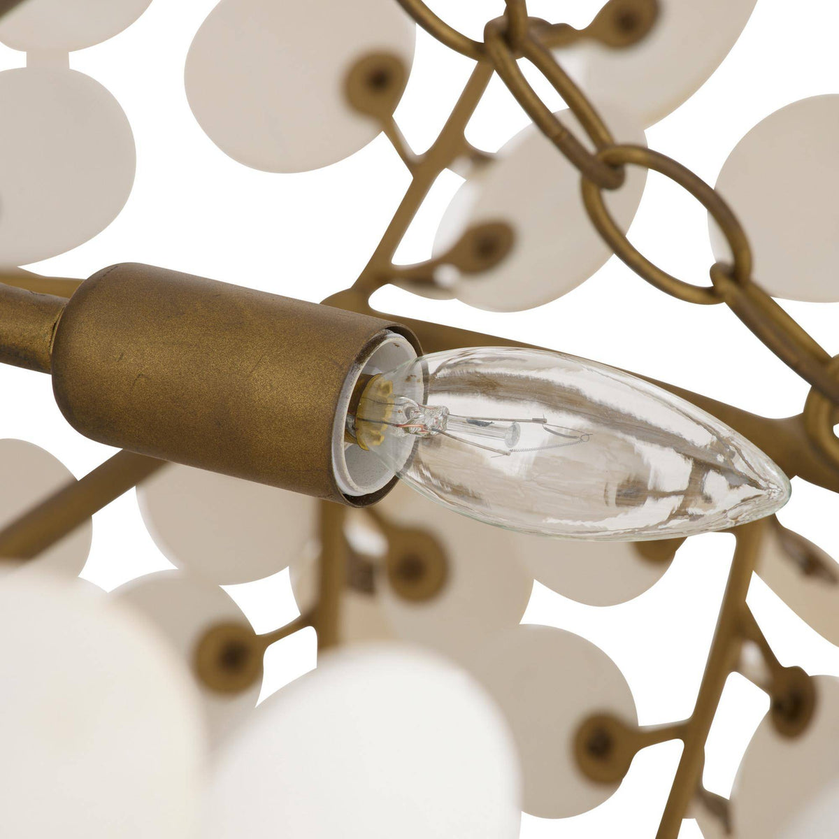 Heritage Bilal Chandelier – White