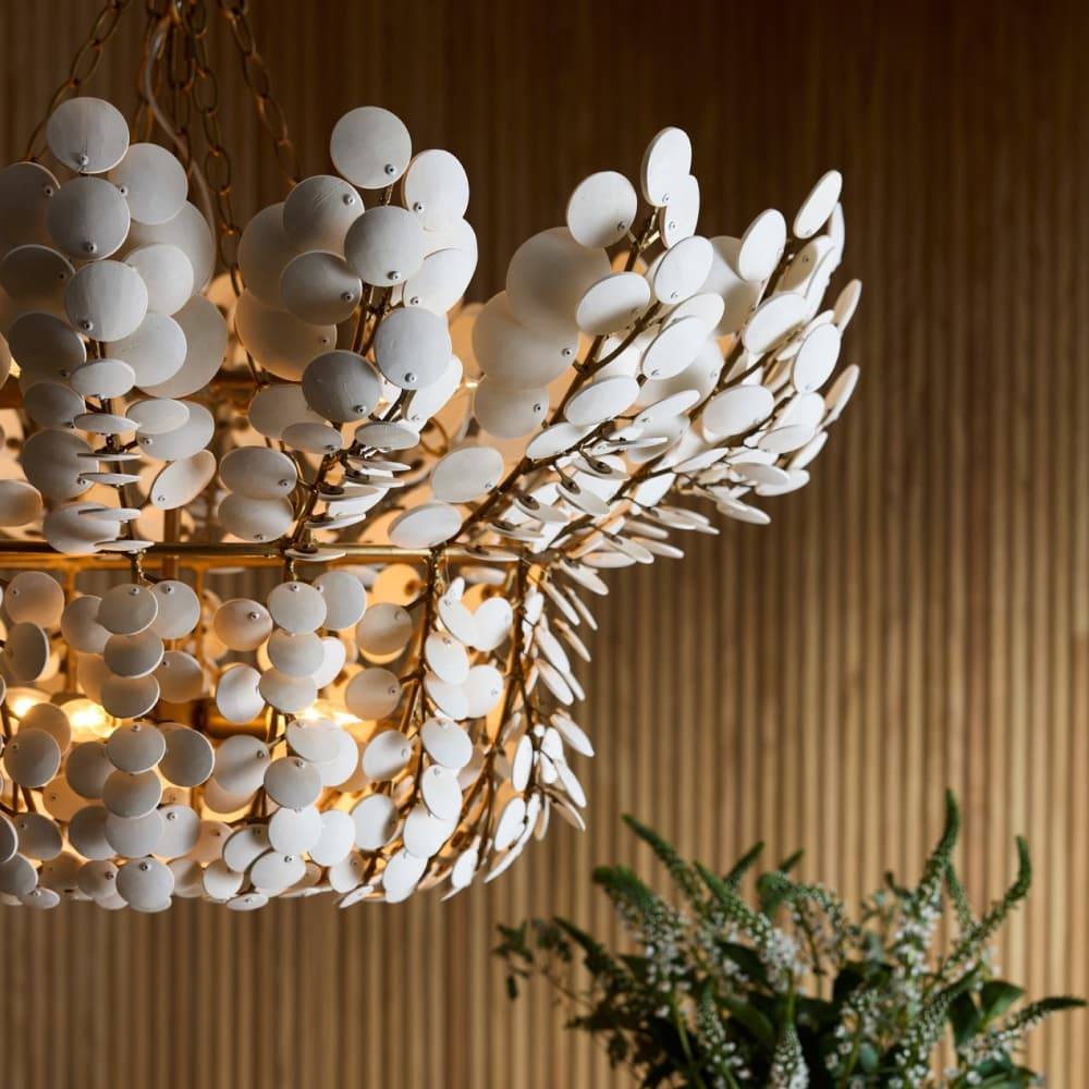 Heritage Bilal Chandelier – White