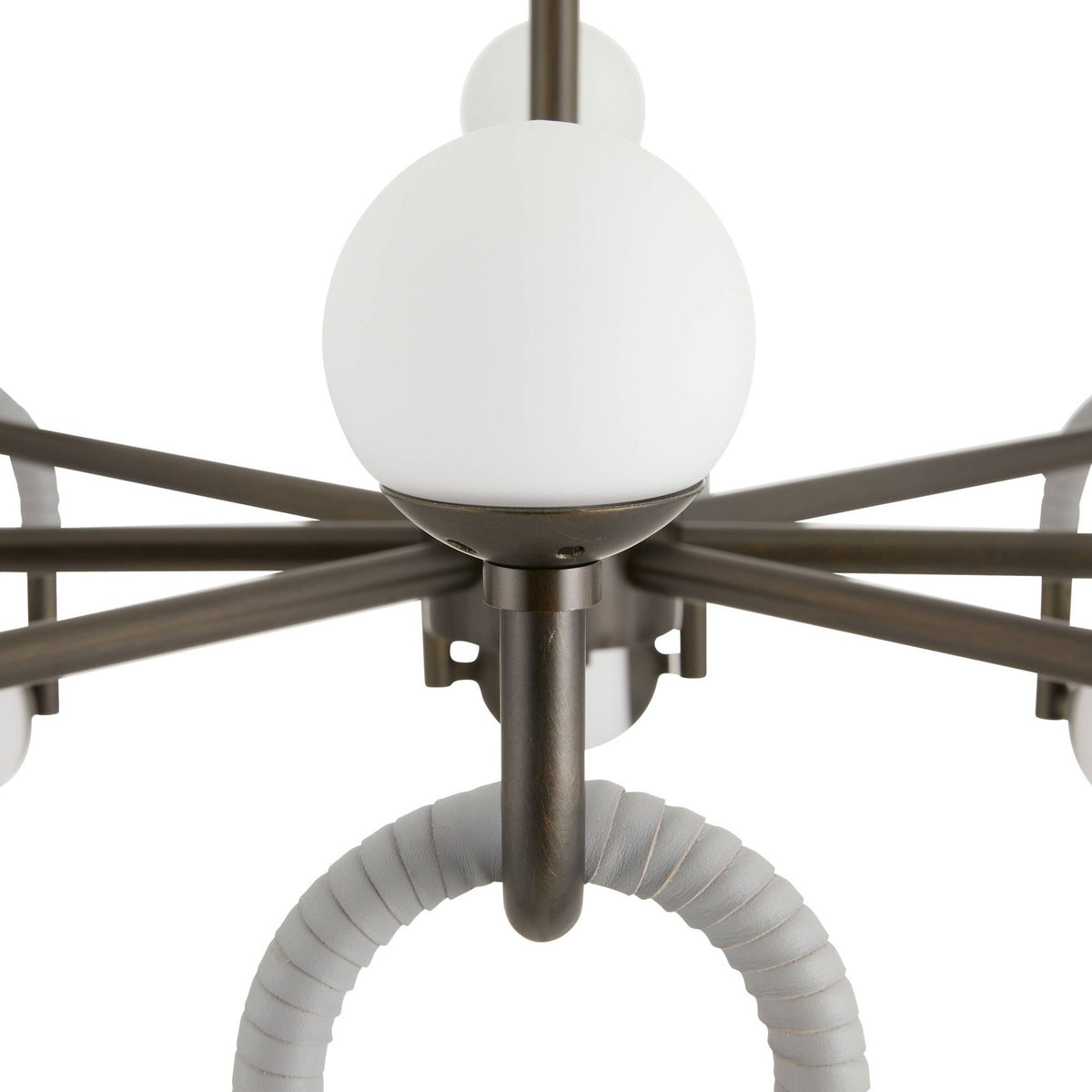 Signature Hollins Chandelier