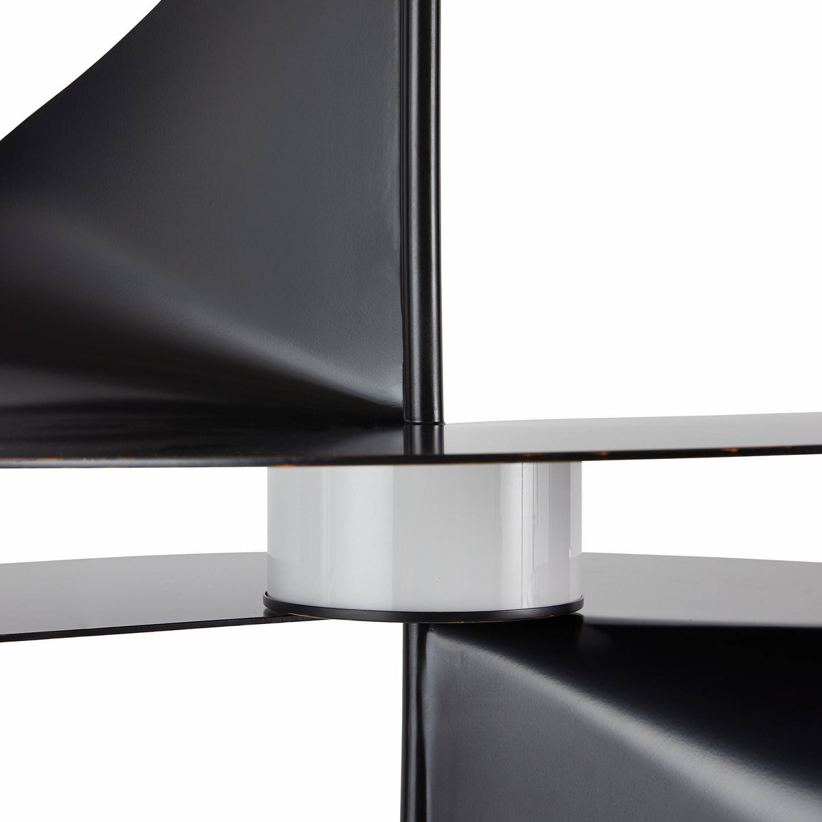Sculptural Renly Pendant – Black