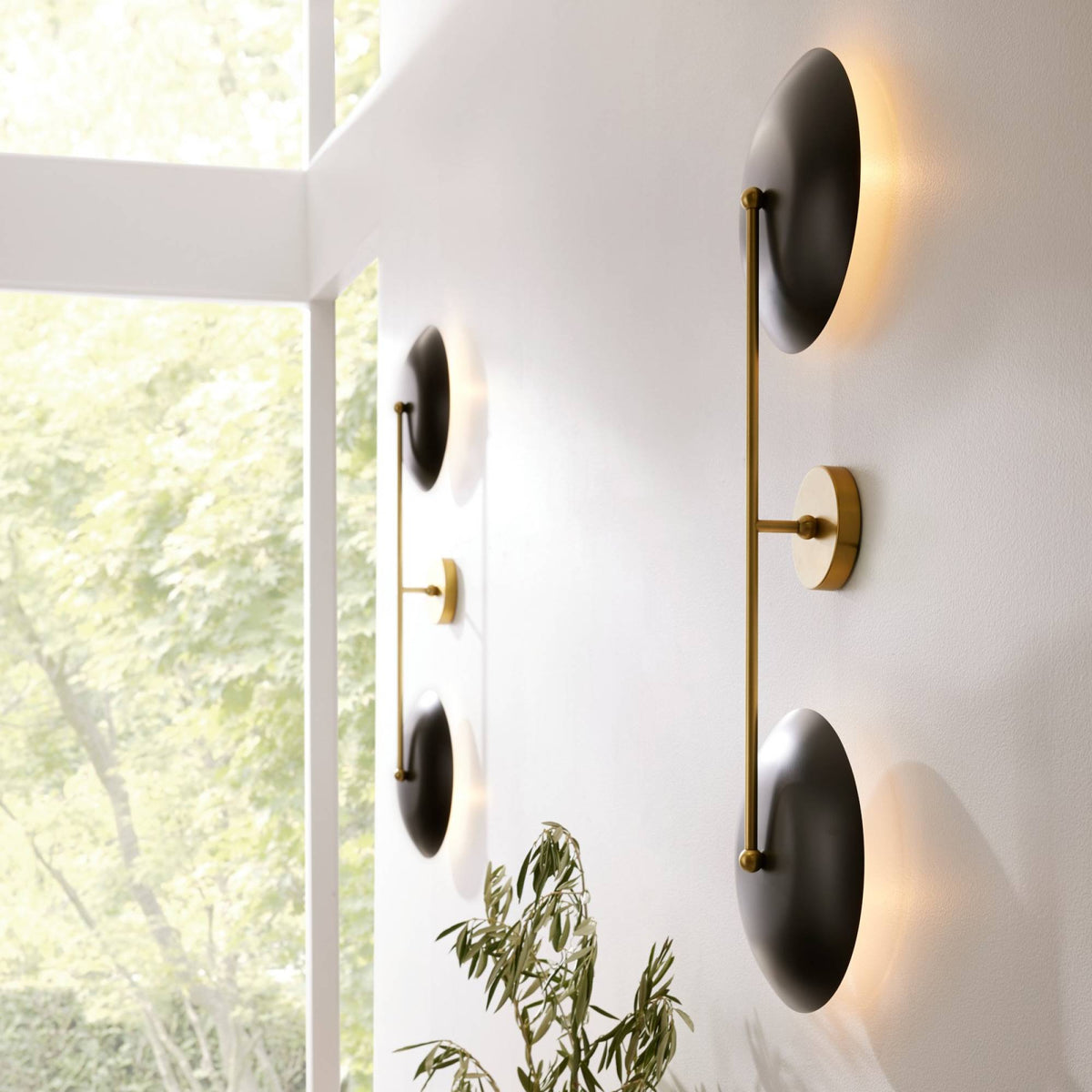 Artisan Griffith Wall Sconce, alternate view