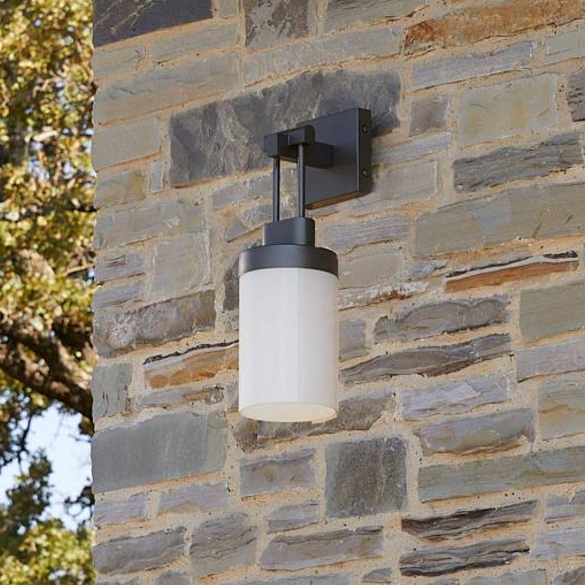 Artisan Everest Outdoor Wall Sconce, alternate view