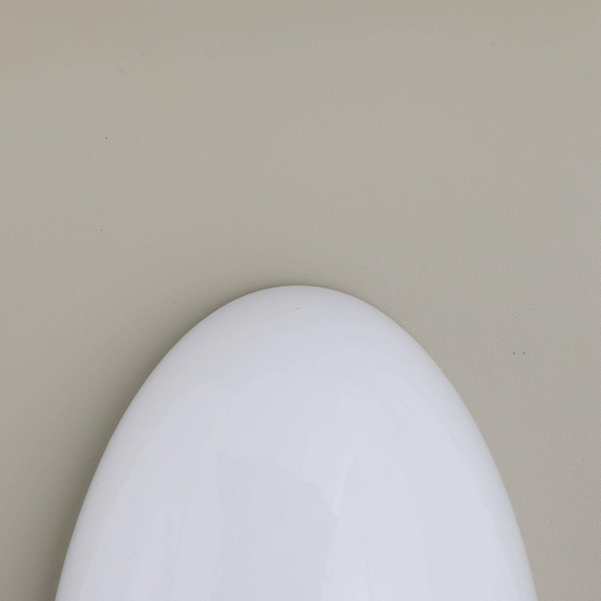 Signature Jeter Wall Sconce – White