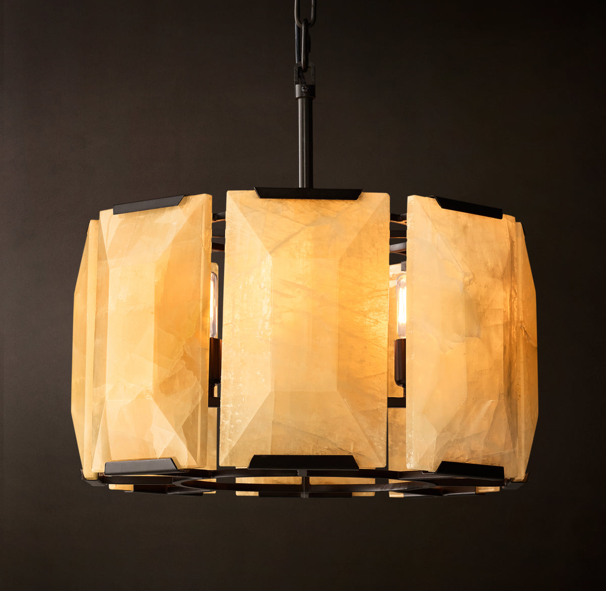 Signature Harlow Calcite Round Chandelier – 19" Iron