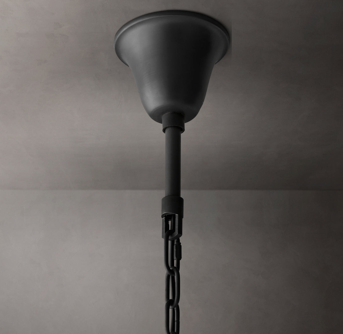 Sculptural Rhys Round Chandelier – 32"